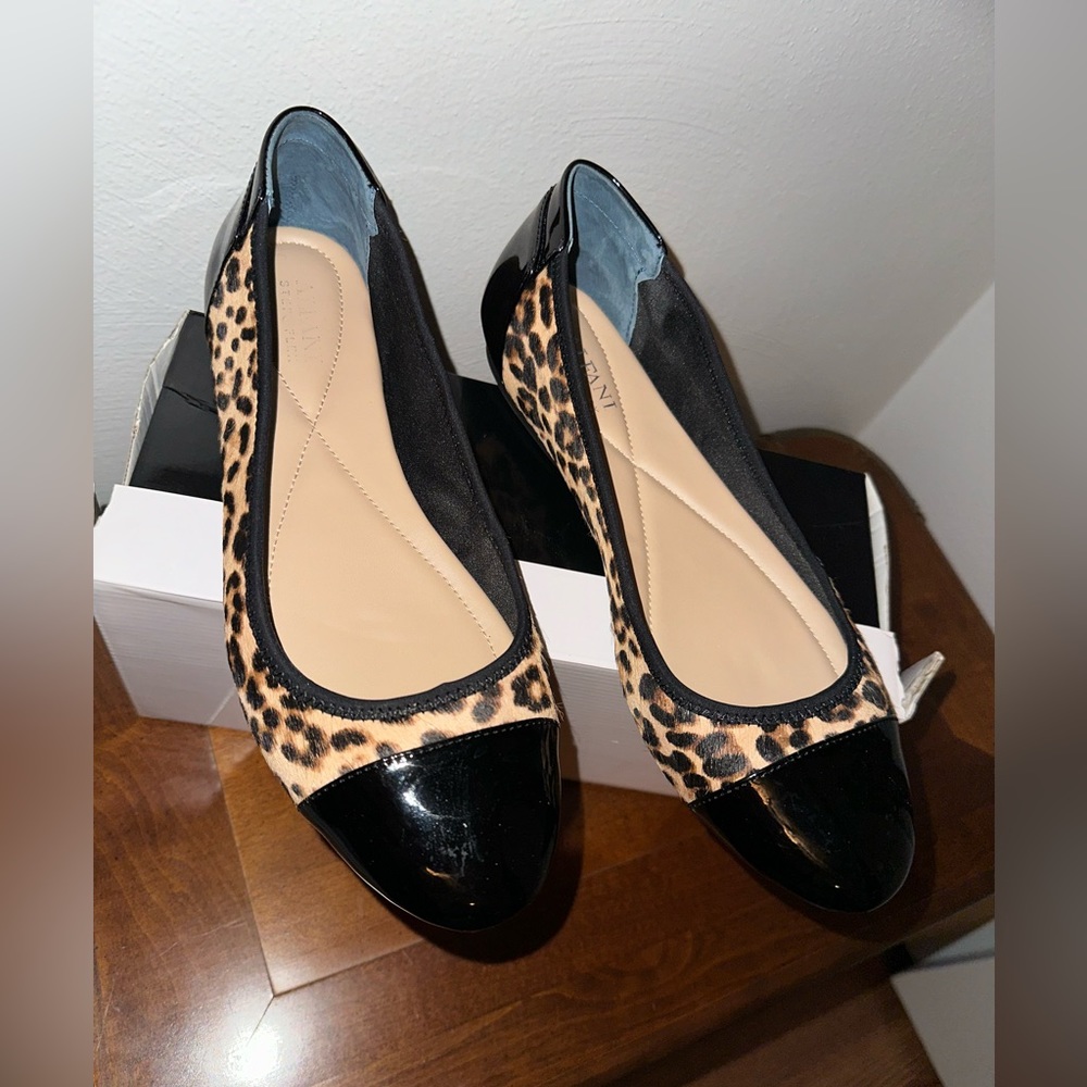 Alfani Leopard Flats